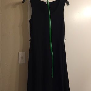 Black sleeveless dress